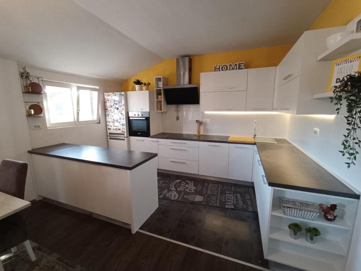 Apartman Brigita Daire Biograd Na Moru Dış mekan fotoğraf